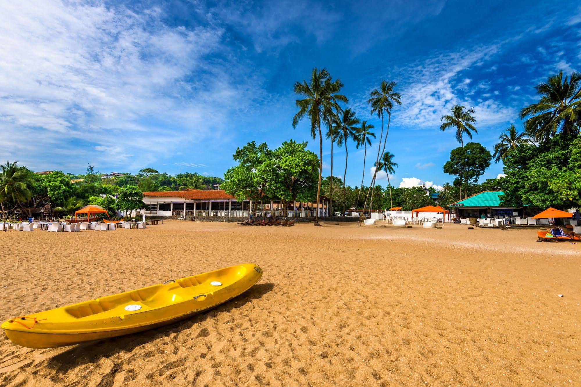 Calamander Unawatuna Beach Exteriör bild