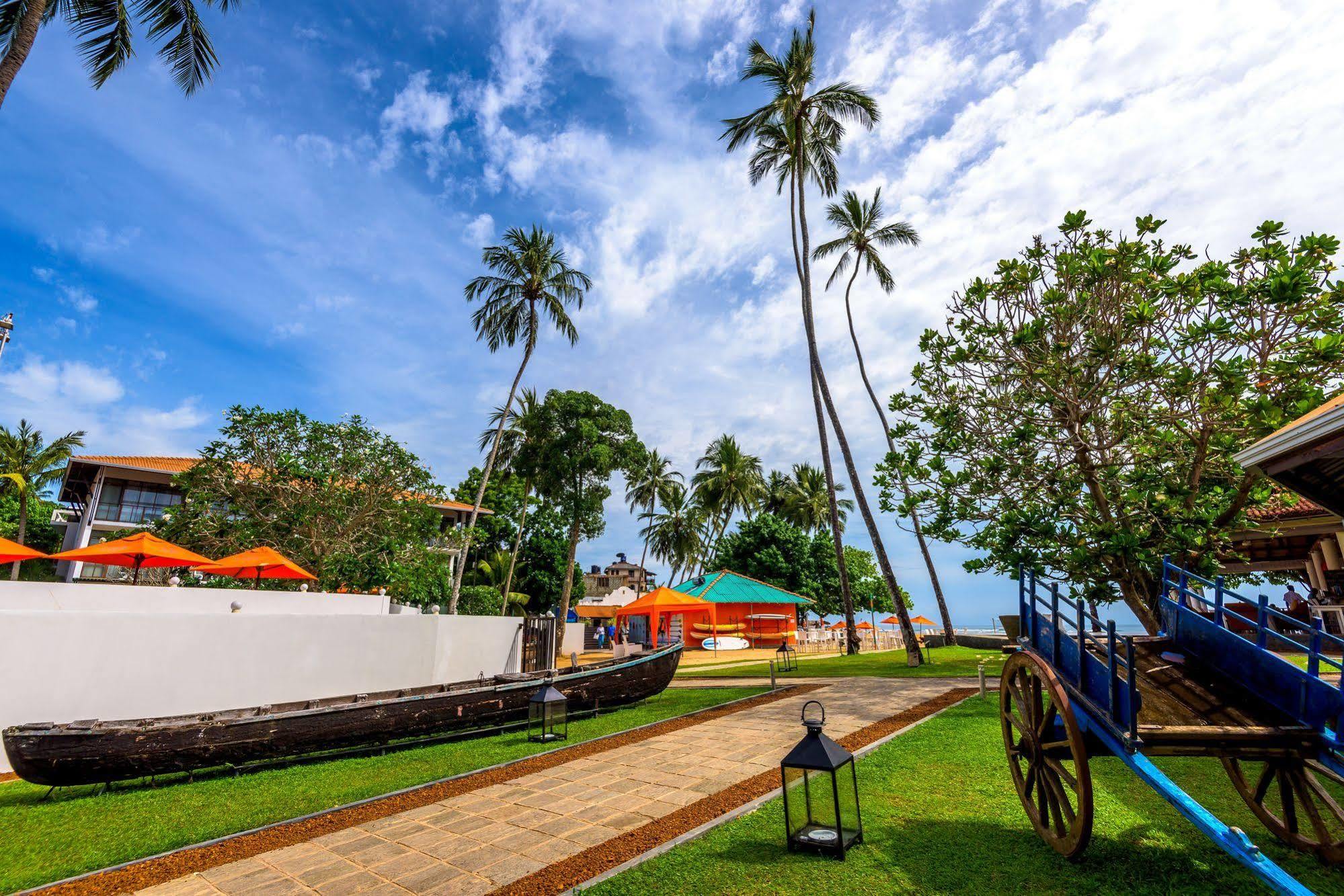 Calamander Unawatuna Beach Exteriör bild
