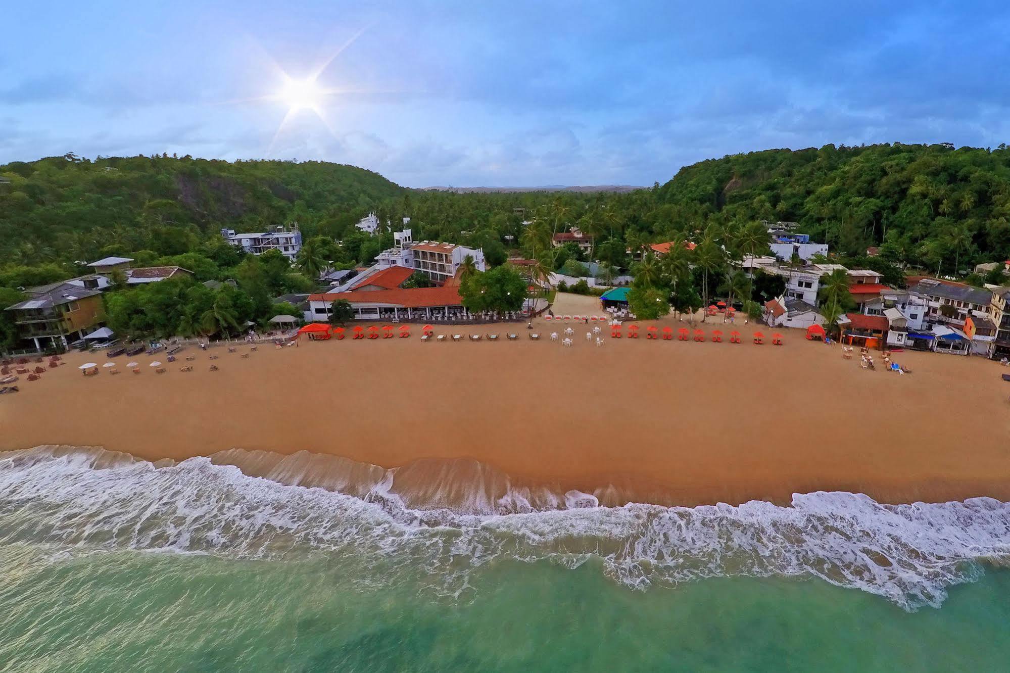 Calamander Unawatuna Beach Exteriör bild